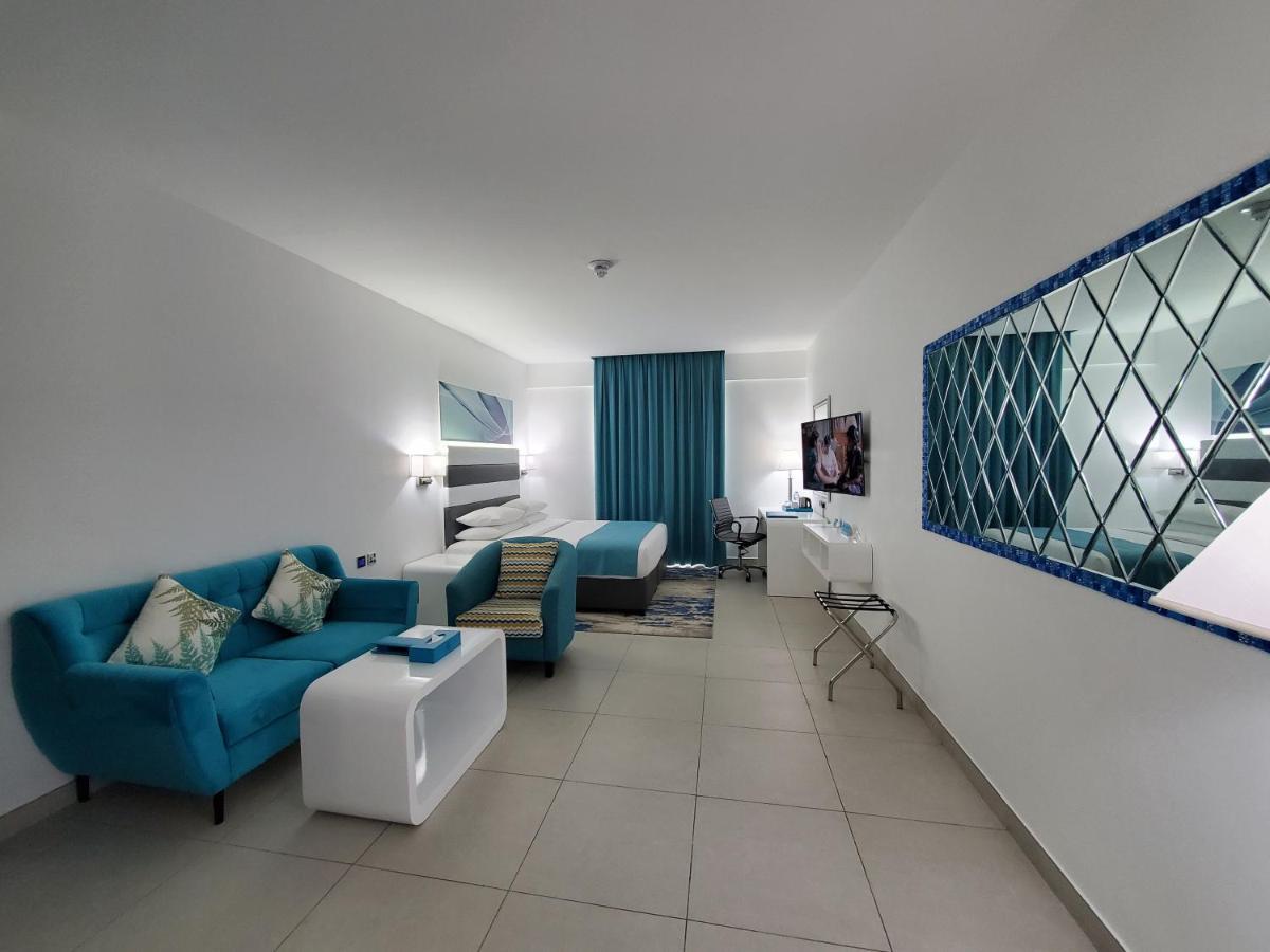 Avenue Al Reqqa Готель 3*